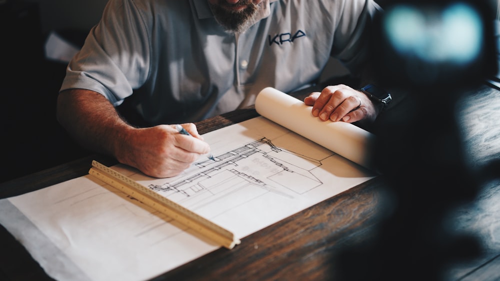 Étude de plans avec l’architecte
